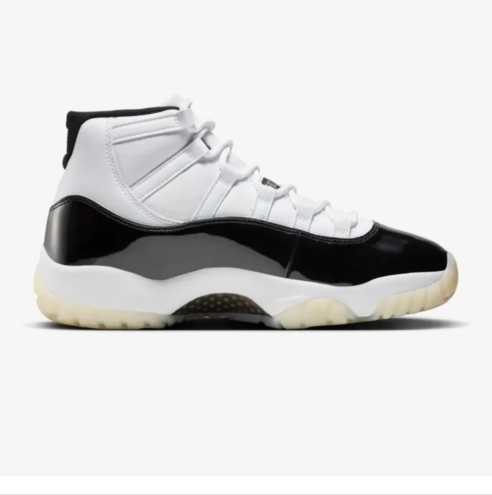 AIR JORDAN Gratitude 11 Retro 2023 Release Mint